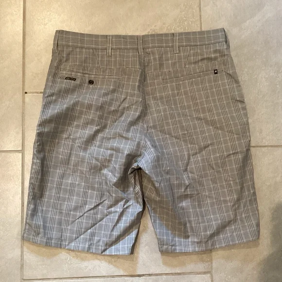 NWOT Nike Dri Fit Hurley Gray Flat Front Shorts Lightweight Casual Wear - Picture 5 of 6